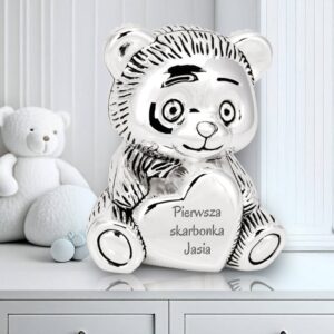 Na chrzest i roczek posrebrzana skarbonka miś z sercem i grawerem