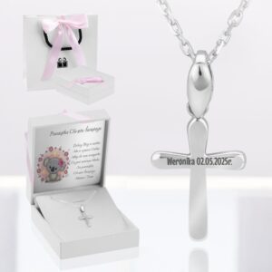 Srebrny krzyżyk 925 z grawerem i dedykacją w granatowym pudełku