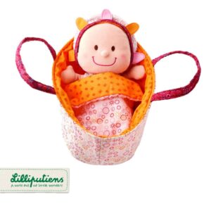 Lilliputiens - Eline - Lalka dzidziuś w koszyczku z grzechotką, ubrankiem i kocykiem