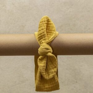 Opaska muślinowa dziecięca pin up | 0-3 mc | musztardowa