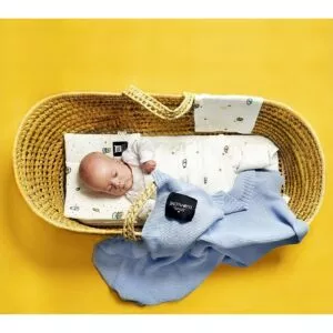 BABY BLUE błękitny kocyk bambusowy tkany