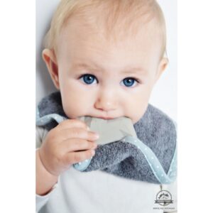 SZARY śliniak z kauczukowym gryzakiem SuperRRO Baby hevea