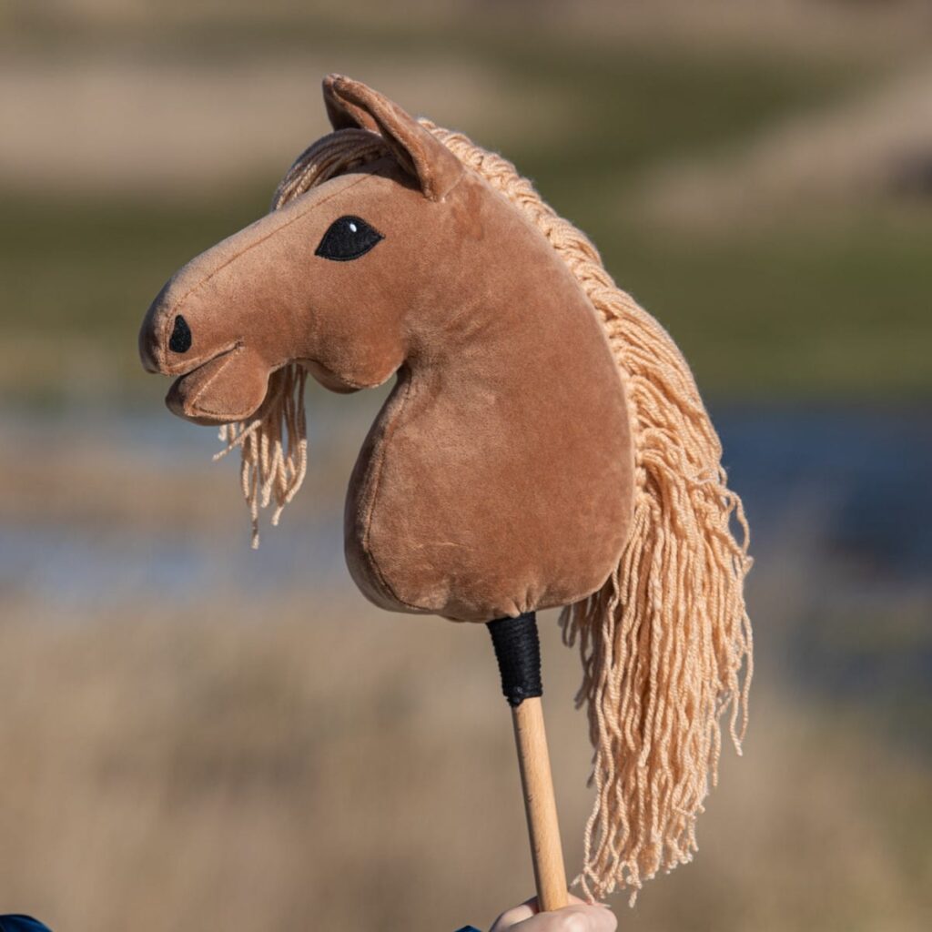 Hobby Horse Kasztanek - Mały (Koń na kiju) A4