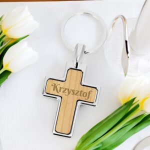 I Komunia: Personalizowany brelok krzyż drewno i grawer 15 znaków