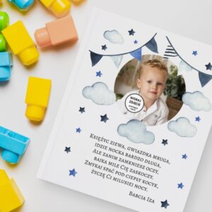 Dzień Dziecka Księga Baśni Zielona Sowa ze zdjęciem dziecka