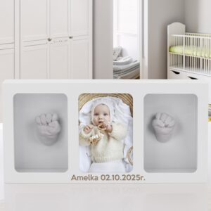 Na Chrzest biała drewniana ramka ścienna z odlewami 3D i grawerem