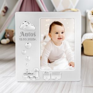 Na Chrzest ramka platerowana srebrem z grawerem, motyw pociągu