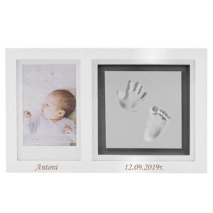 Drewniana ramka na chrzest lub roczek z odciskiem i grawerem