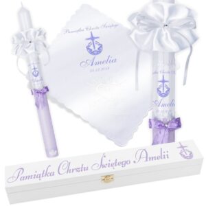 Chrzest/Komunia: świeca i szatka ze zdjęciem G16 fioletowa + skrzynka UV