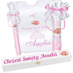 Chrzest: różowy zestaw świeca i szatka papieska, nadruk UV z personalizacją