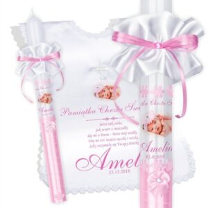 Zestaw na Chrzest: szatka papieska i świeca z białym krzyżem